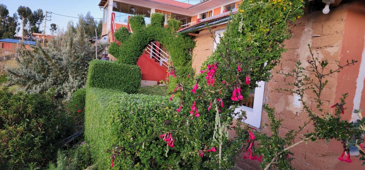 Tikawasi Homestay Comunidad Pueblo Isla Amantani Jose Luis Окосуйо Экстерьер фото