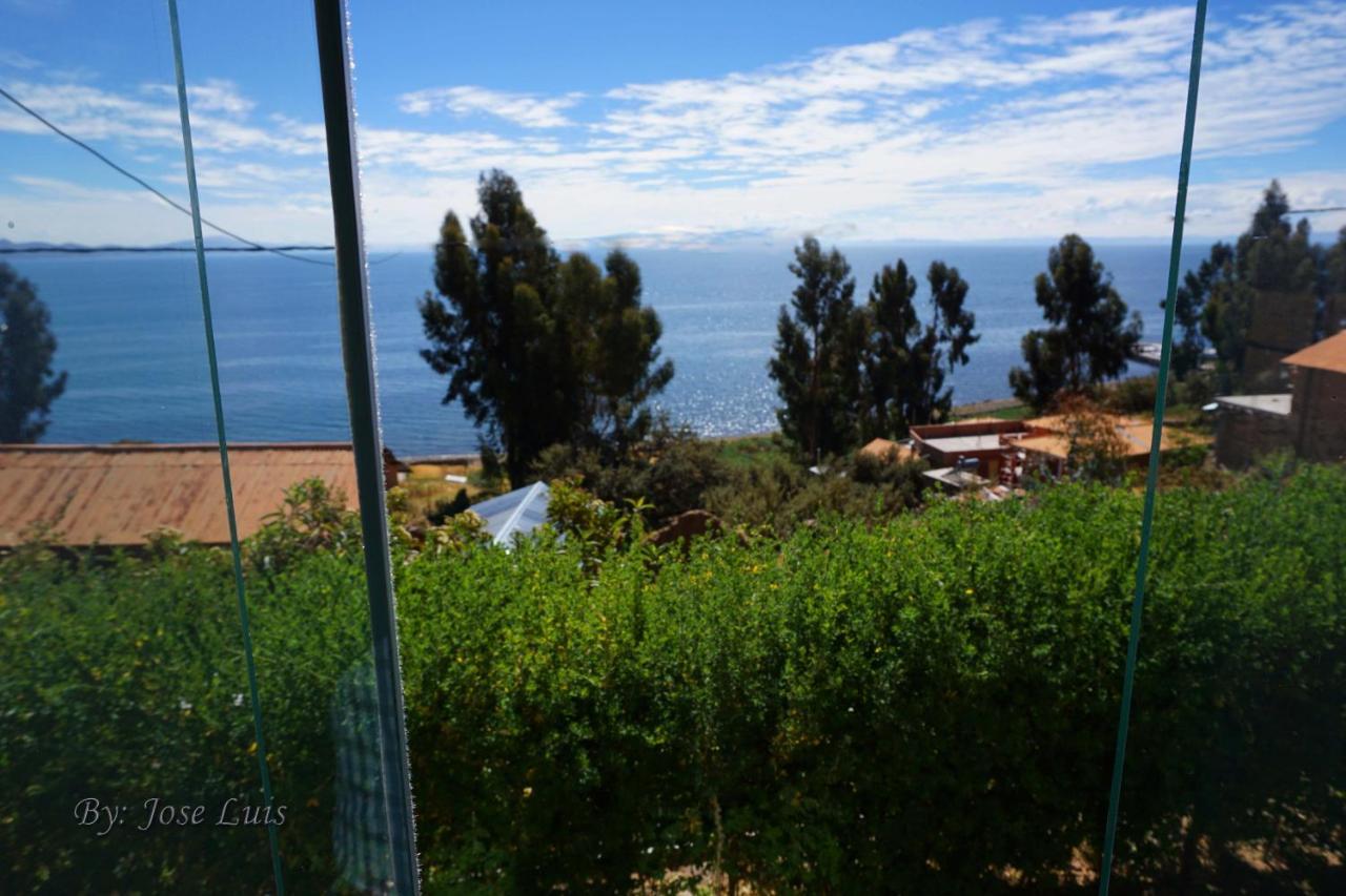 Tikawasi Homestay Comunidad Pueblo Isla Amantani Jose Luis Окосуйо Экстерьер фото