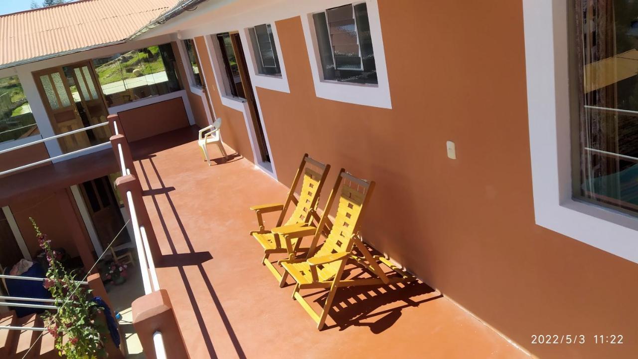 Tikawasi Homestay Comunidad Pueblo Isla Amantani Jose Luis Окосуйо Экстерьер фото